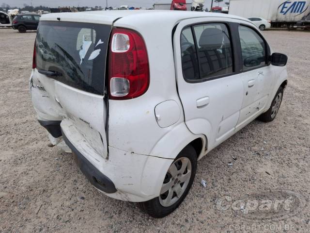 2014 FIAT UNO 