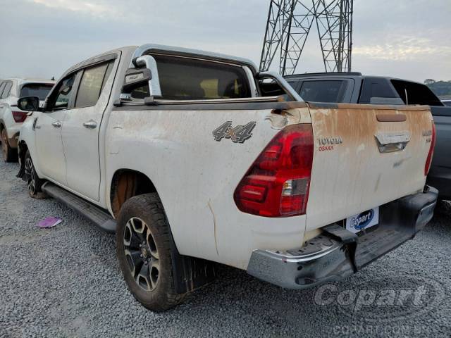 2022 TOYOTA HILUX CD 
