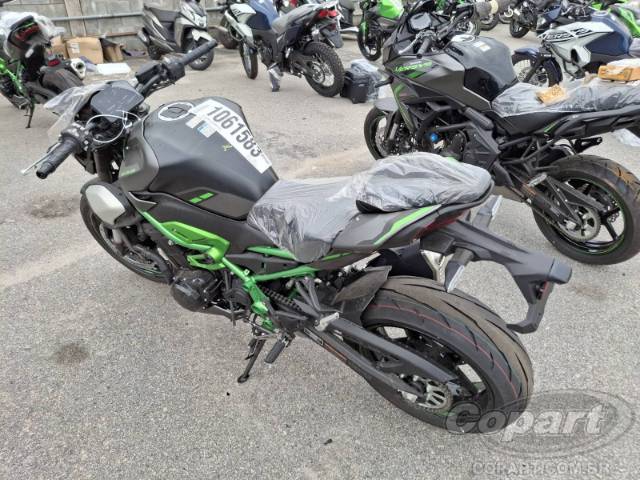 2026 KAWASAKI Z900 