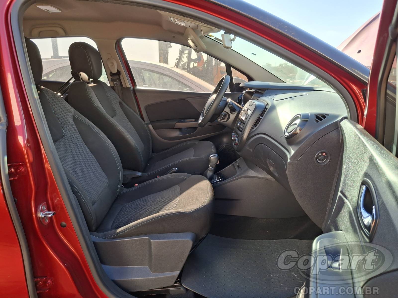 2019 RENAULT CAPTUR — foto 5 de 10