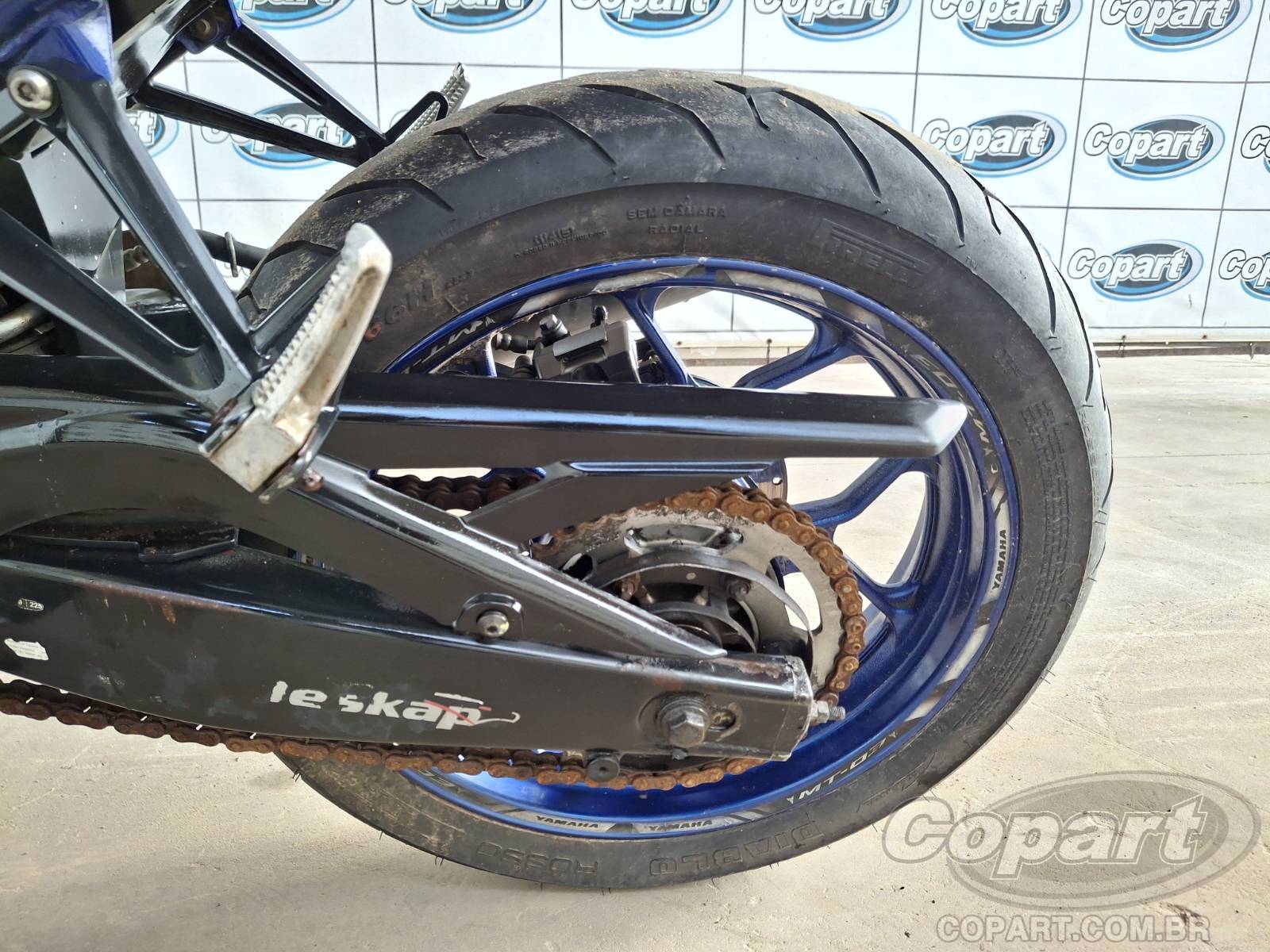 2017 YAMAHA MT-03 — foto 7 de 10