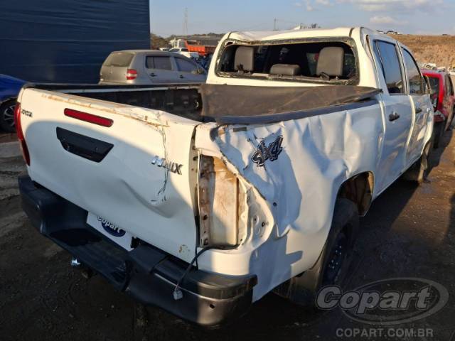 2023 TOYOTA HILUX CD 