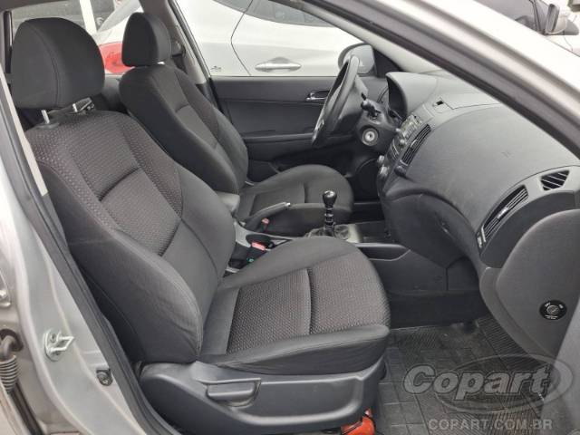 2012 HYUNDAI I30 
