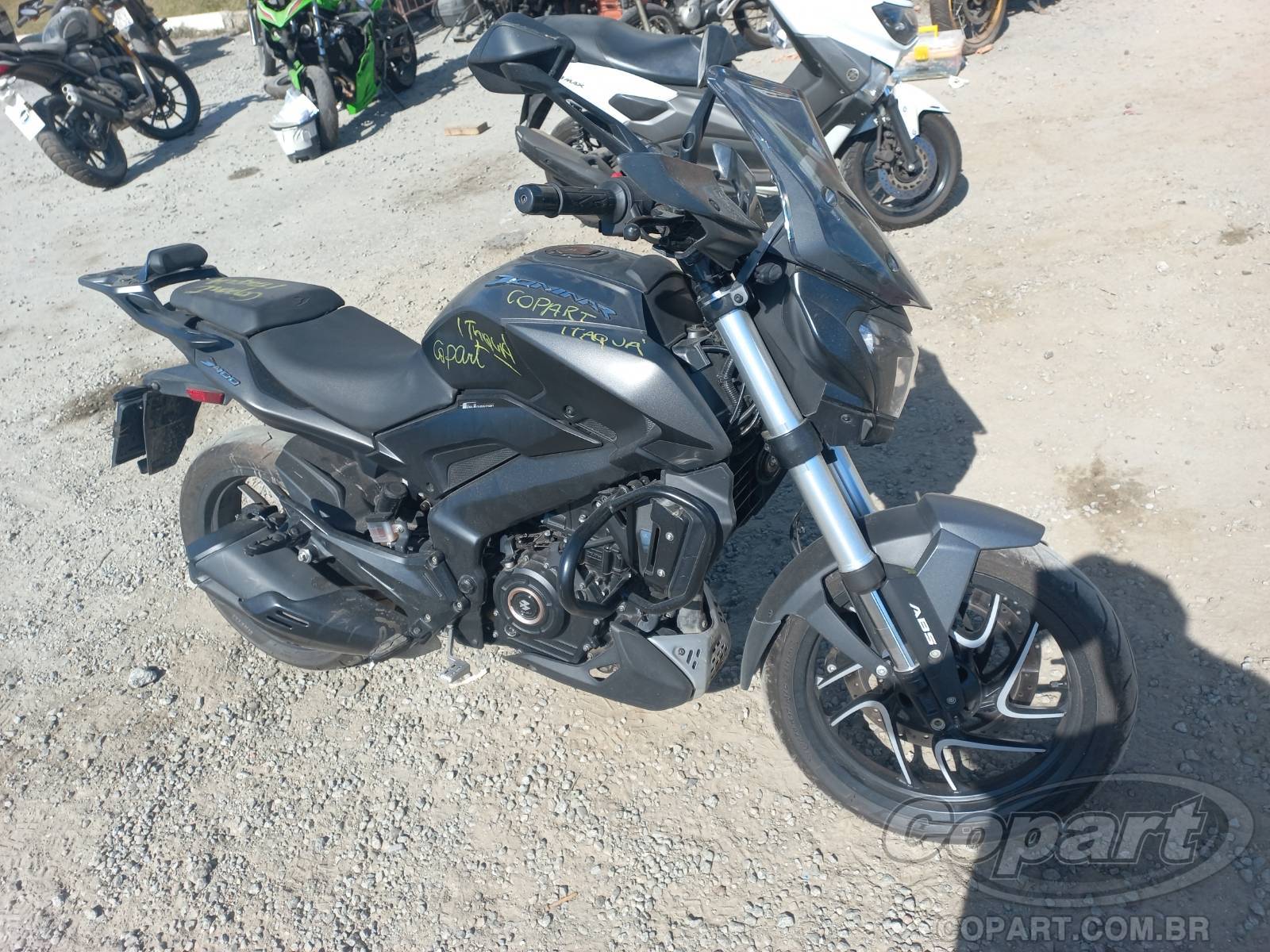 BAJAJ DOMINAR 2025