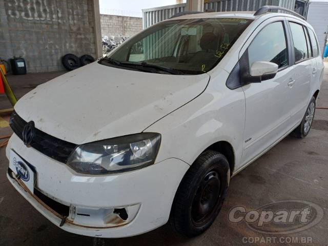 2013 VOLKSWAGEN SPACEFOX 