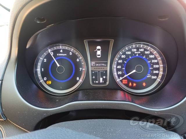 2012 HYUNDAI AZERA 