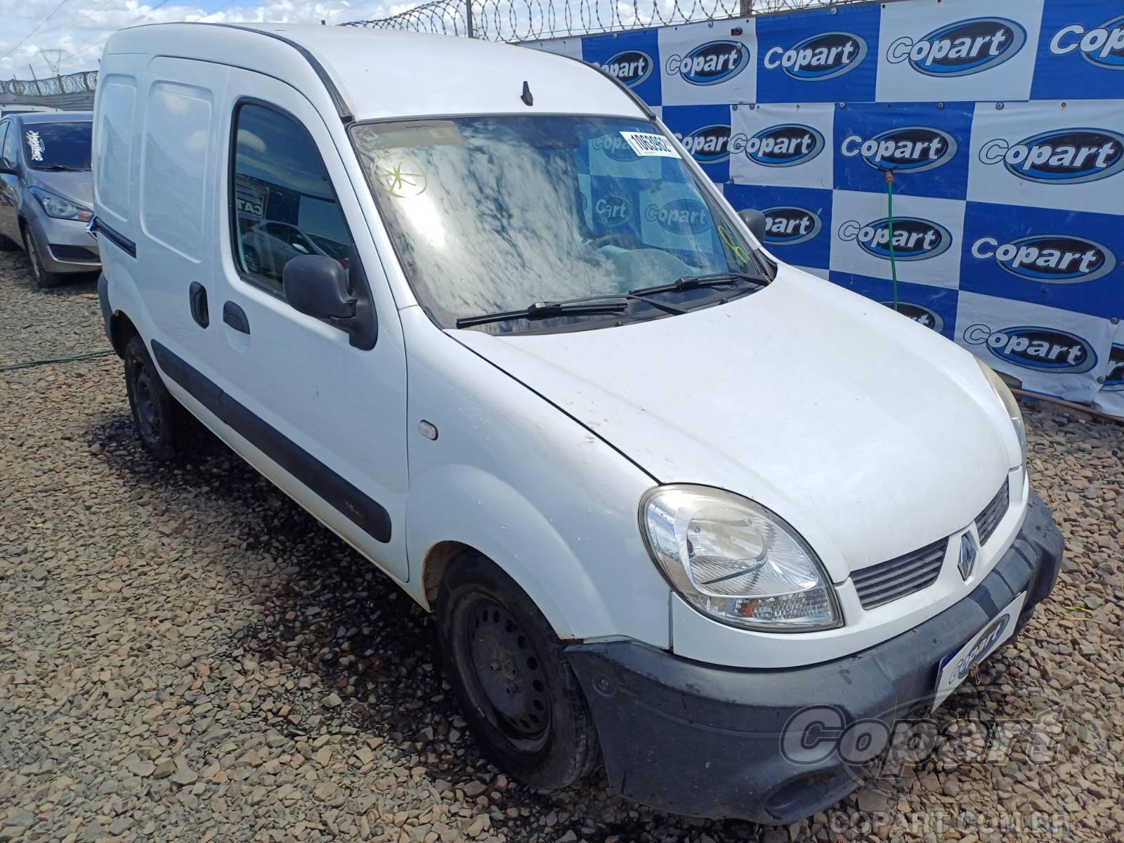 Veículo Renault KANGOO EXPRESS RENAULT KANGOO EXPRESS 1.6 16V HI-FLEX 2013/2014 2014 em leilão