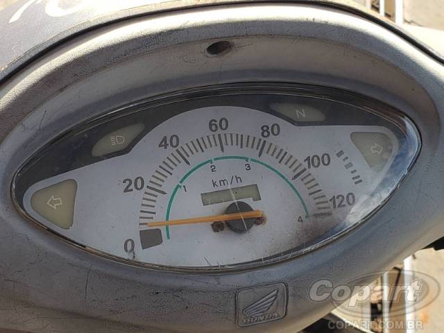 2000 HONDA C 100 