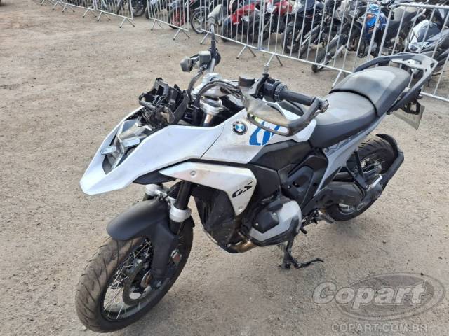 2026 BMW R 1300 