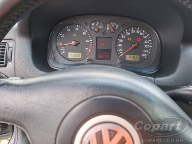 2003 VOLKSWAGEN GOLF 