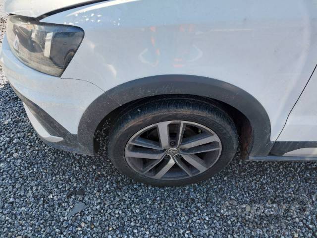 2021 VOLKSWAGEN FOX 