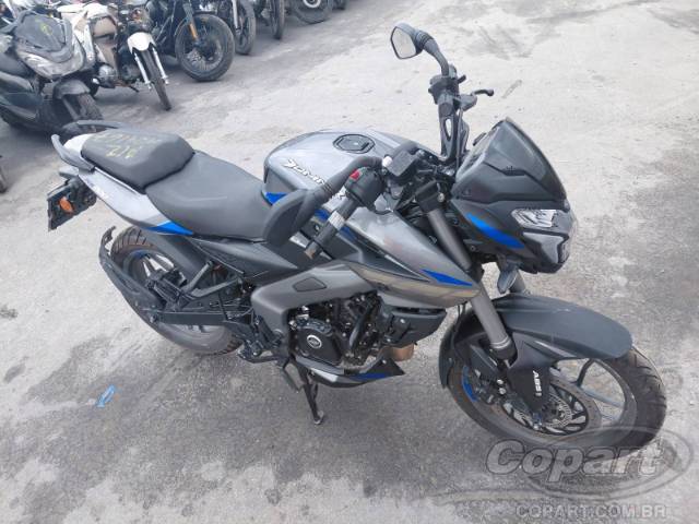 2026 BAJAJ DOMINAR 