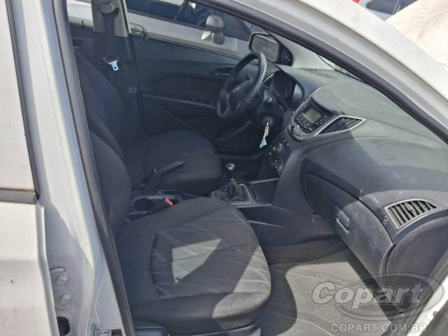 2015 HYUNDAI HB20 