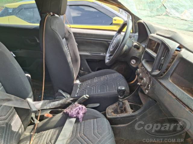 2025 FIAT STRADA CD 