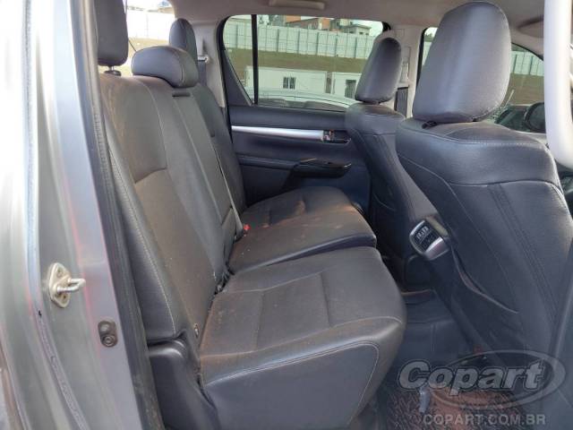 2021 TOYOTA HILUX CD 