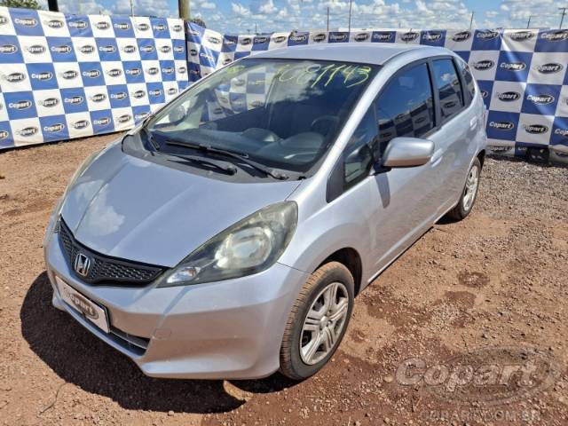 2014 HONDA FIT 