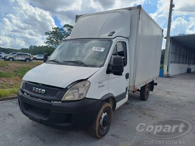 2015 IVECO DAILY CHASSI 