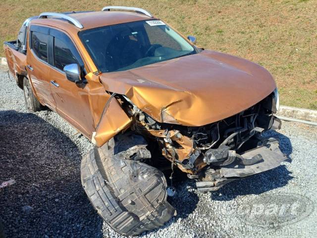 2017 NISSAN FRONTIER CD 