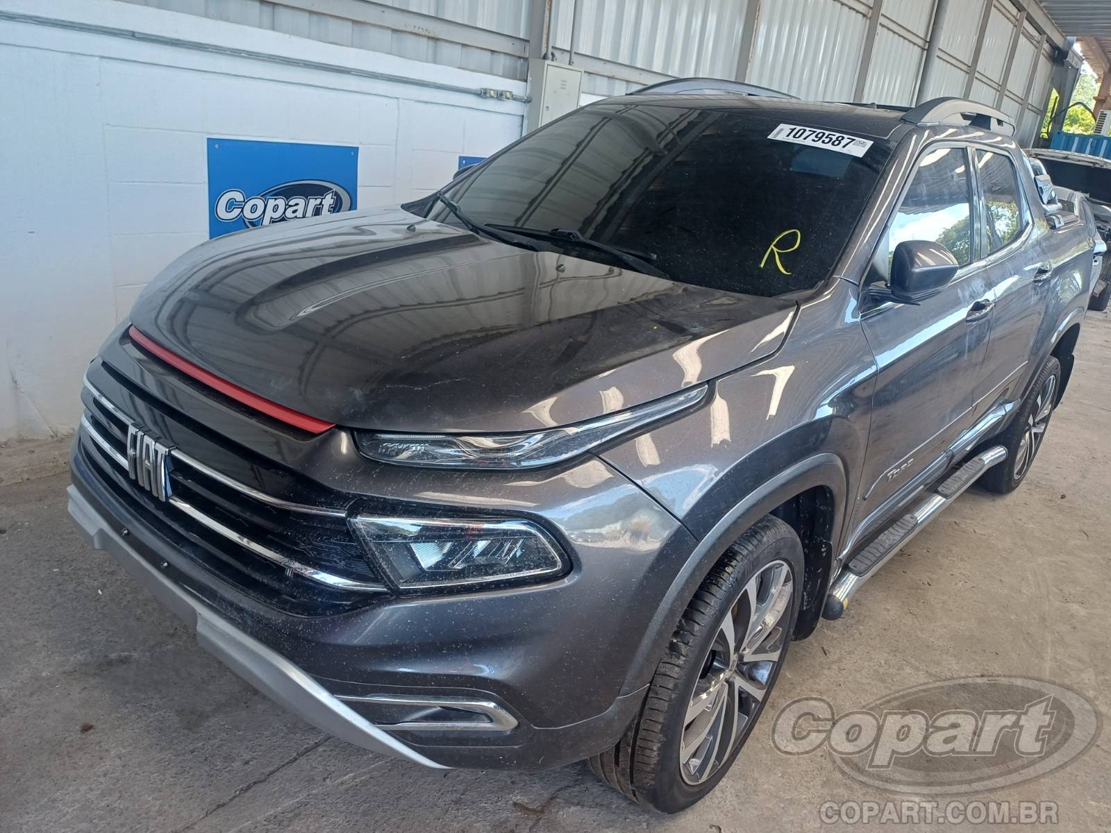 Foto 2: 2023 FIAT TORO