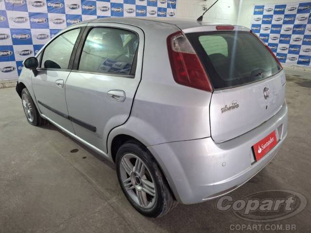 2011 FIAT PUNTO 