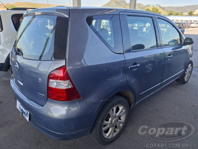 2013 NISSAN LIVINA 