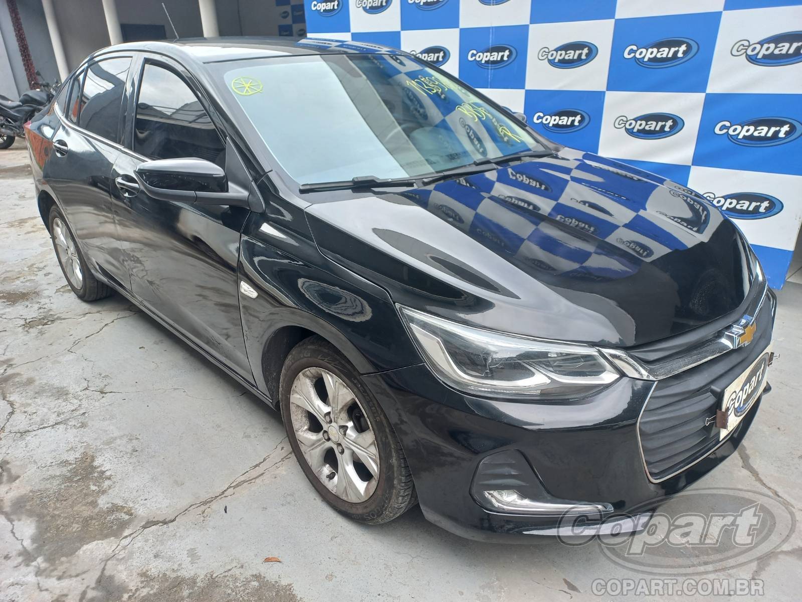 Chevrolet Onix Plus