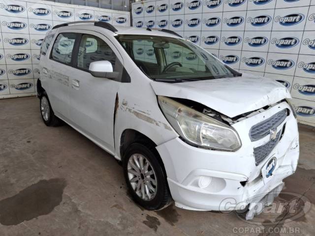 2014 CHEVROLET SPIN 