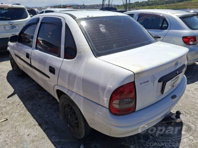 2003 CHEVROLET CORSA SEDAN 