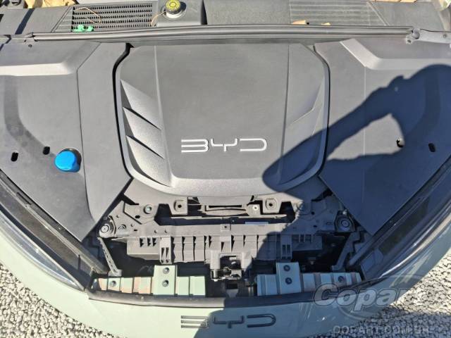 2025 BYD SEAL 