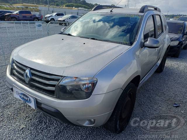 2015 RENAULT DUSTER 