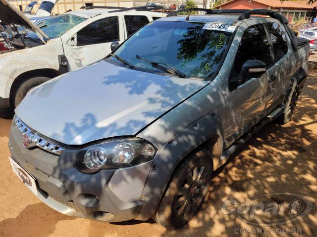 2015 FIAT STRADA CD 