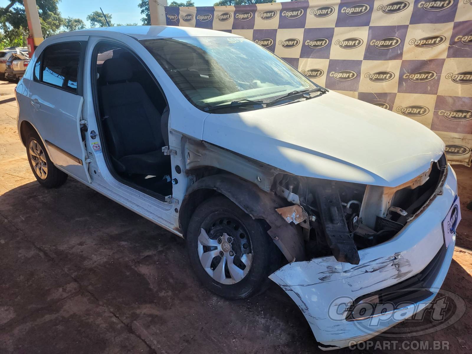 VOLKSWAGEN GOL 2015 Trendline 1.0 Total Flex