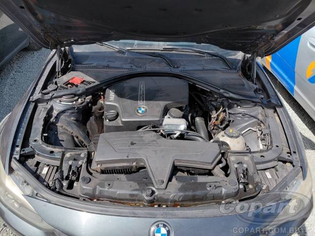 2013 BMW SERIE 3 