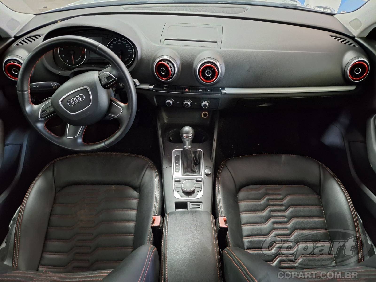 Foto 9 de 12: 2016 AUDI A3 SEDAN