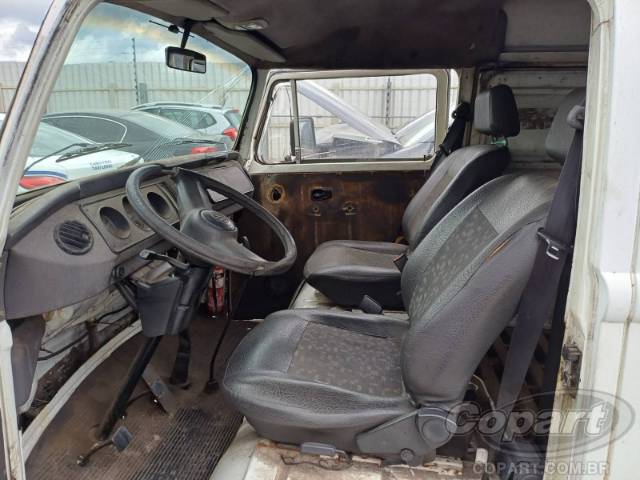 2001 VOLKSWAGEN KOMBI FURGAO 