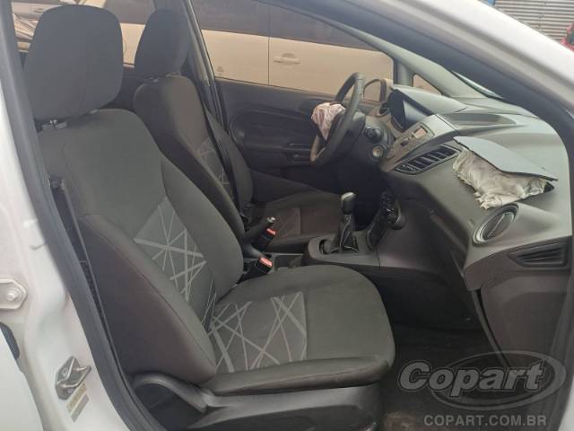 2015 FORD FIESTA 