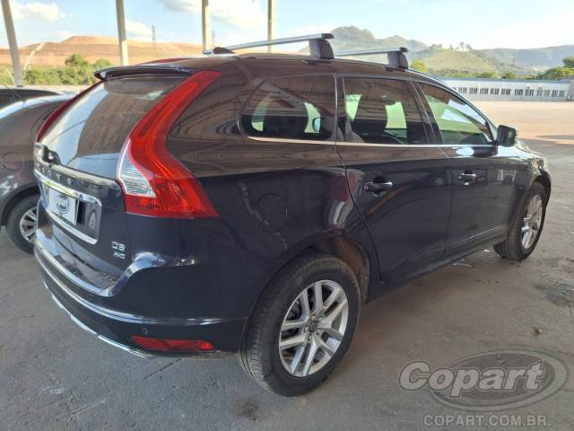 2017 VOLVO XC60 