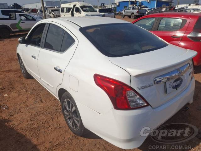 2018 NISSAN VERSA 