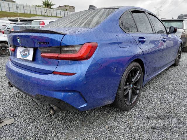 2022 BMW SERIE 3 