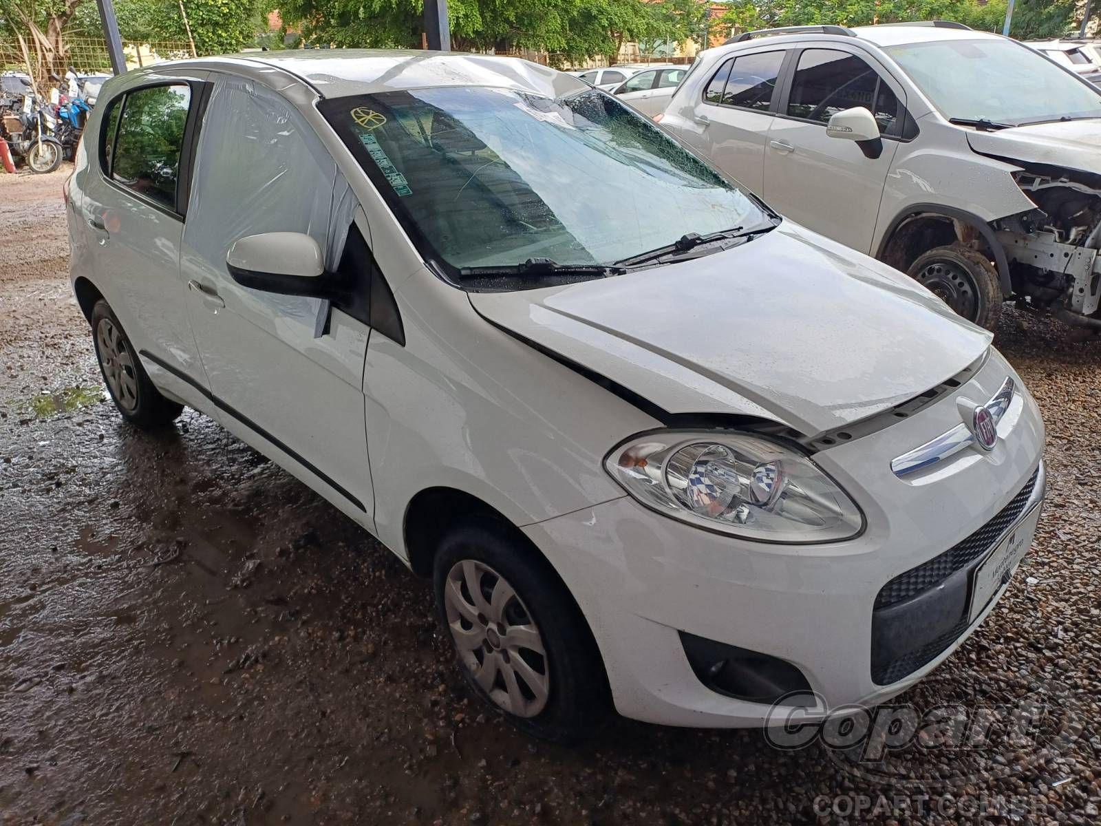 Fiat Palio Attractive 1.0 Evo 2014 Colisão Média Monta