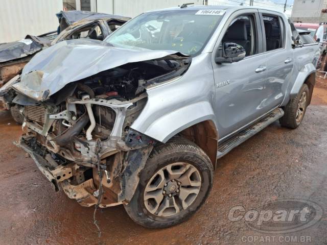 2024 TOYOTA HILUX CD 