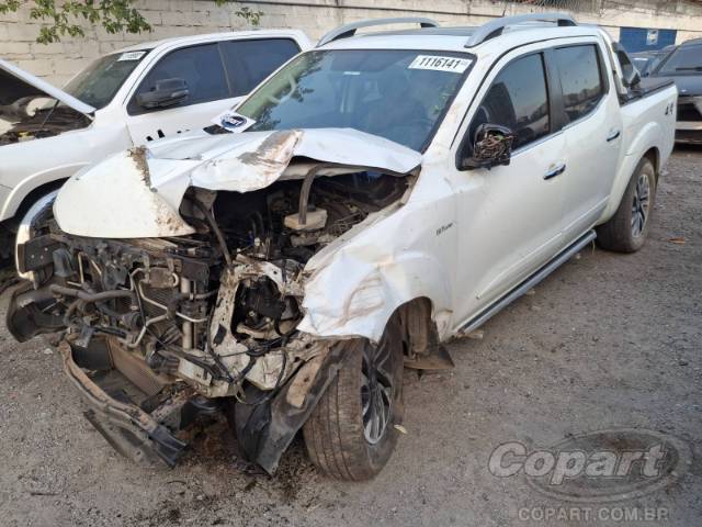 2021 NISSAN FRONTIER CD 