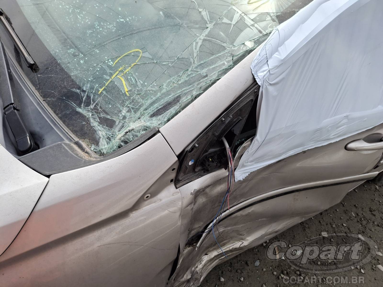 2019 TOYOTA YARIS — foto 14 de 15