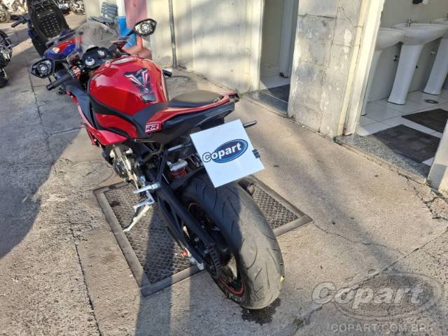 2024 BMW S 1000 