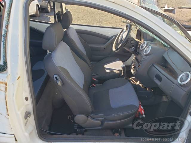 2013 FORD KA 
