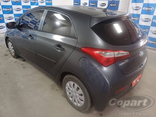2015 HYUNDAI HB20 
