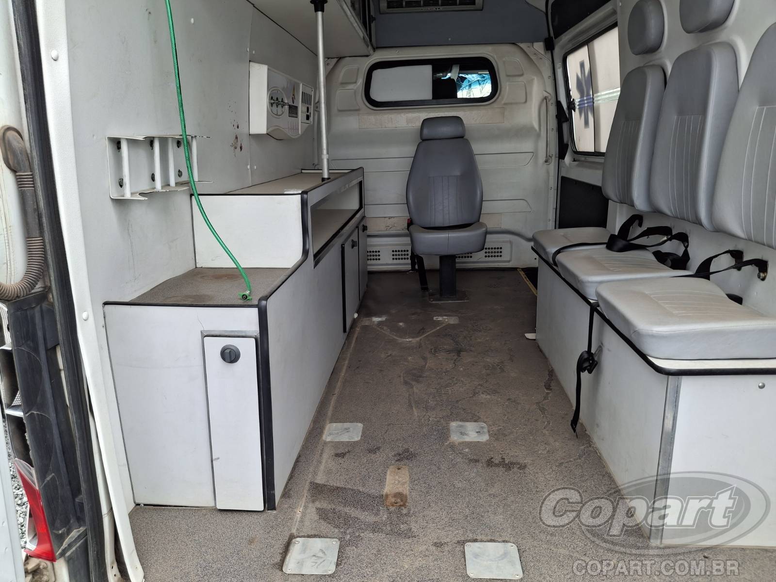 Foto 6 de 15: 2022 MERCEDES BENZ SPRINTER