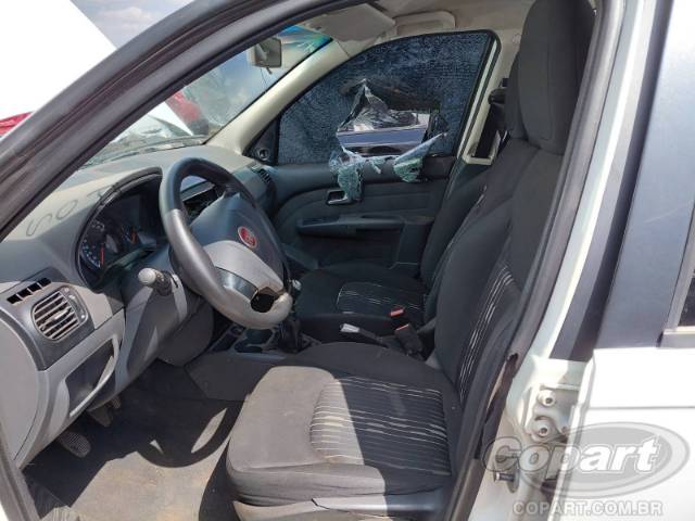 2014 FIAT SIENA 