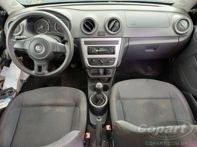 2015 VOLKSWAGEN VOYAGE 