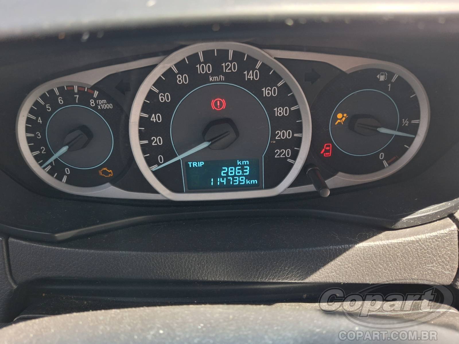 Foto 8 de 15: 2015 FORD KA